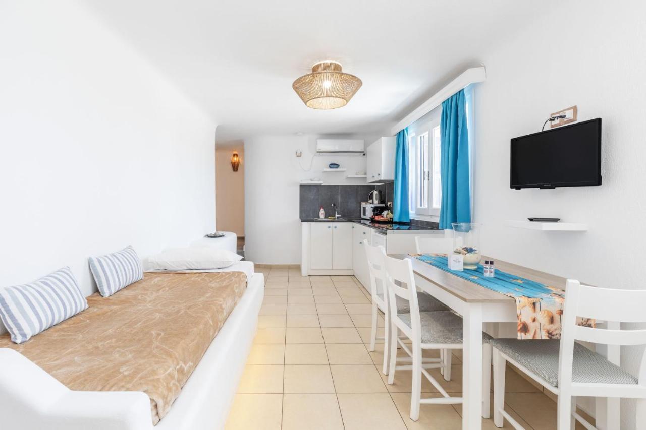 Mykonian Breeze Apartment อโนเมรา ภายนอก รูปภาพ