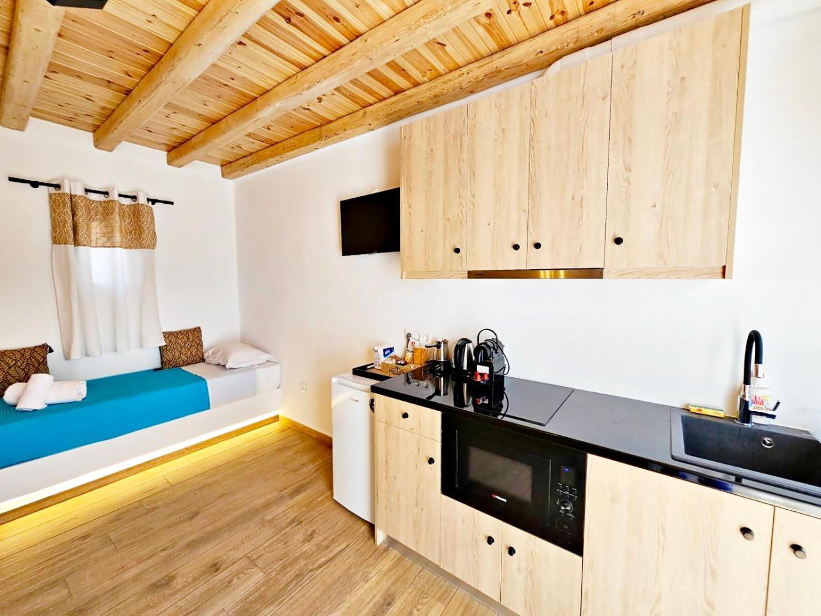 Mykonian Breeze Apartment อโนเมรา ภายนอก รูปภาพ
