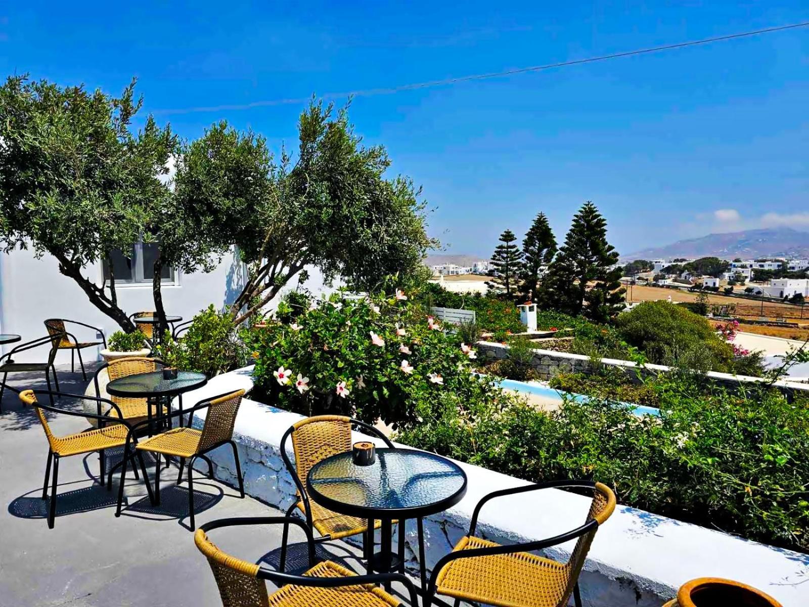 Mykonian Breeze Apartment อโนเมรา ภายนอก รูปภาพ
